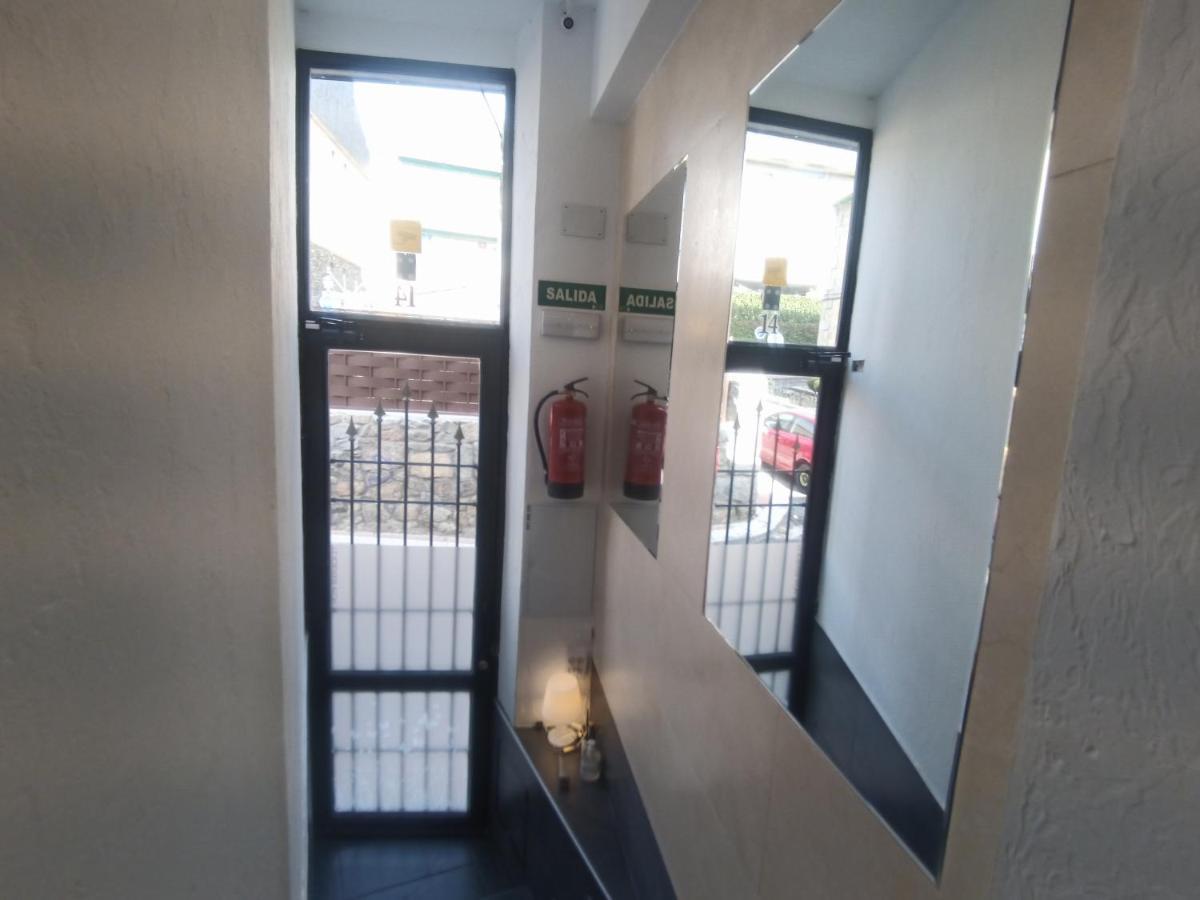 Mini Apartamento De Lujo Becerril de la Sierra Eksteriør billede